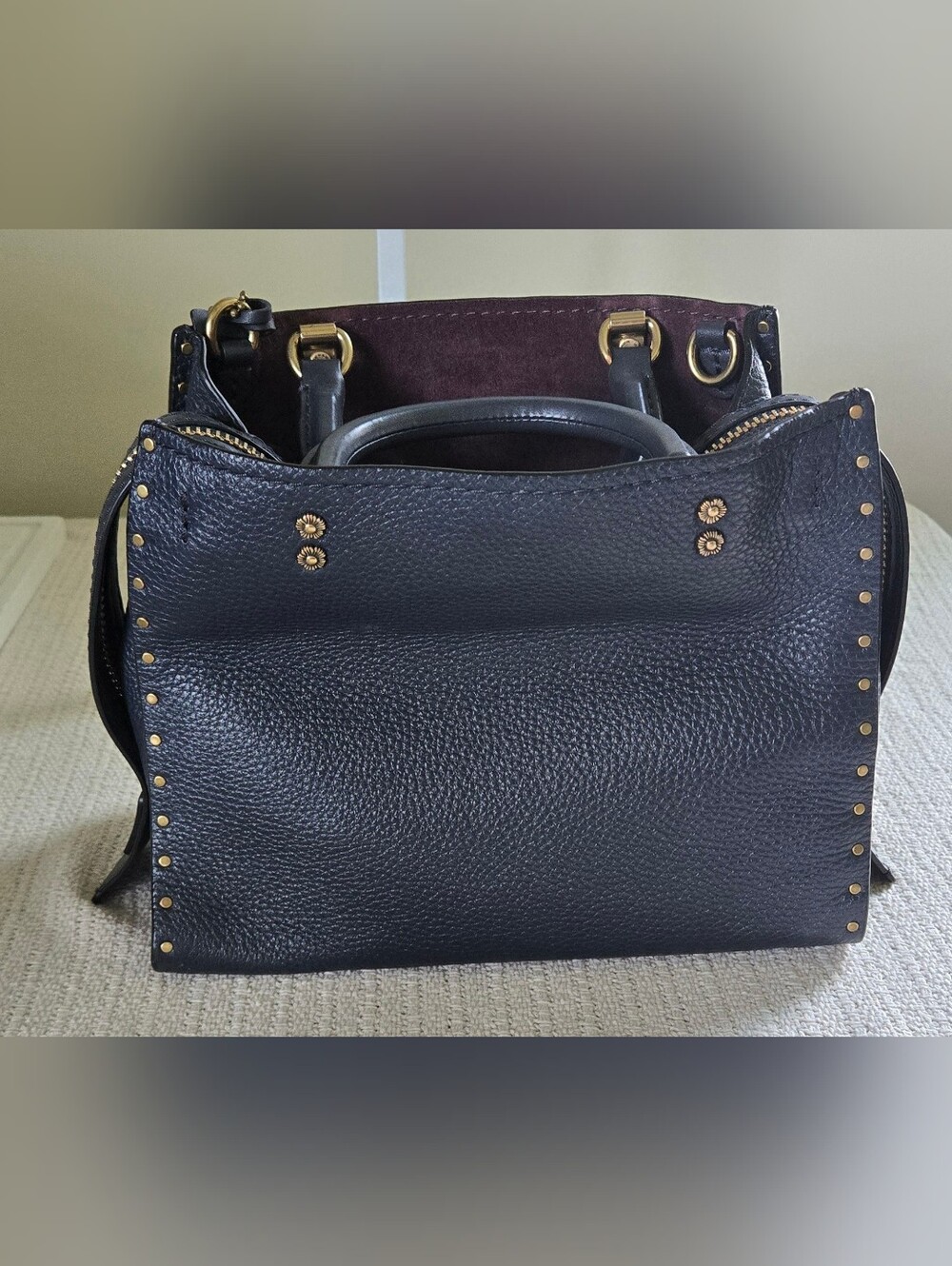 Coach Rivet Rogue 25 - Picture 16 of 16